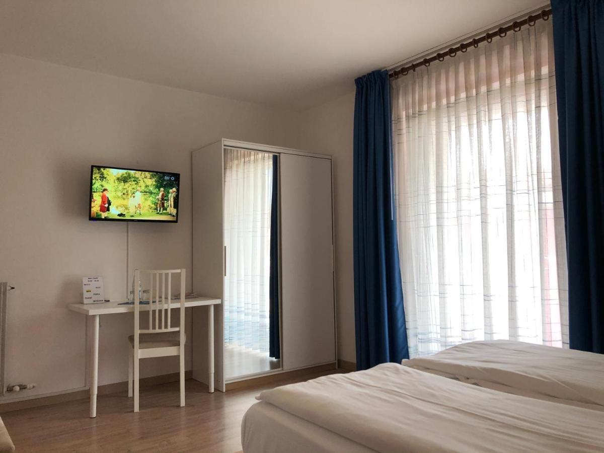 Hotel Villa Al Vento Torbole Sul Garda Exterior foto